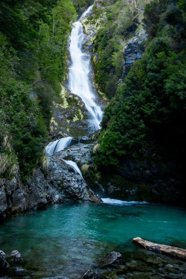 Peuma Lodge Patagonia Futaleufú エクステリア 写真