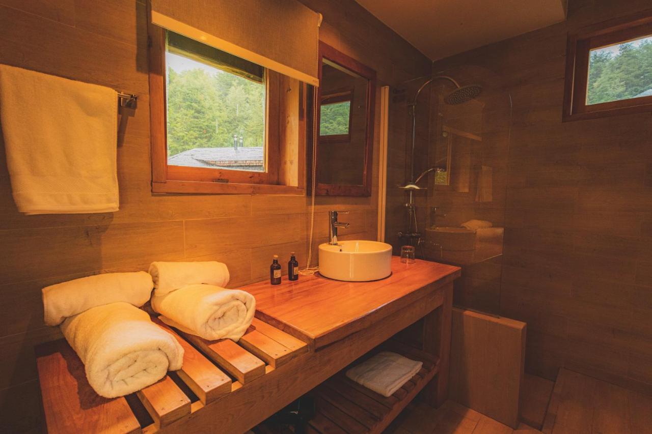 Peuma Lodge Patagonia Futaleufú エクステリア 写真