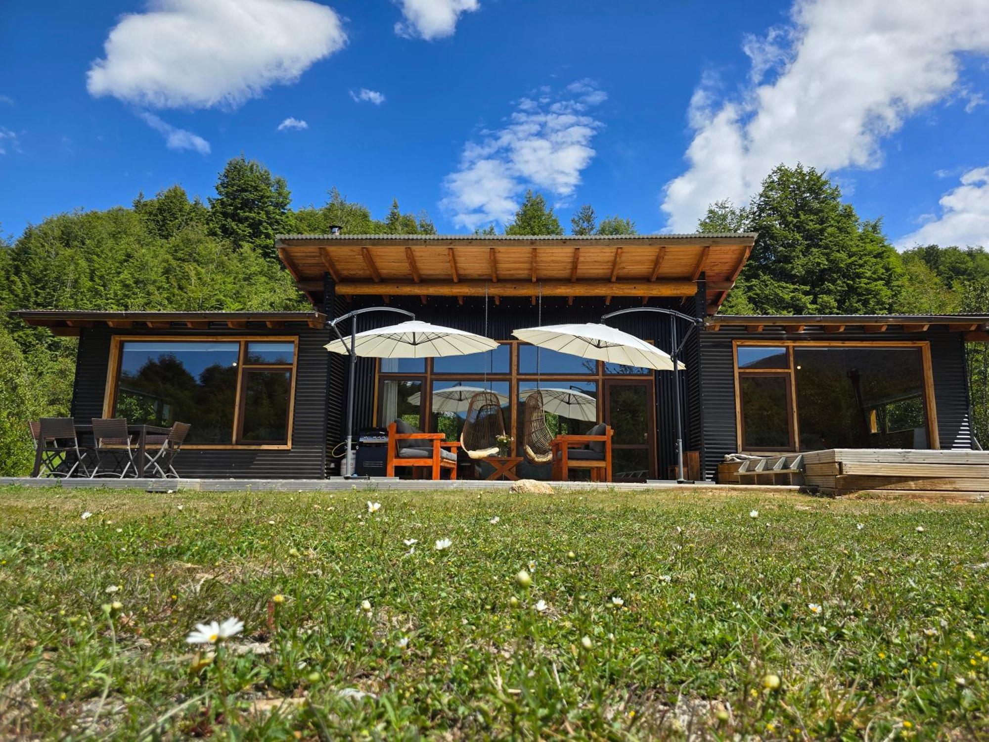 Peuma Lodge Patagonia Futaleufú エクステリア 写真
