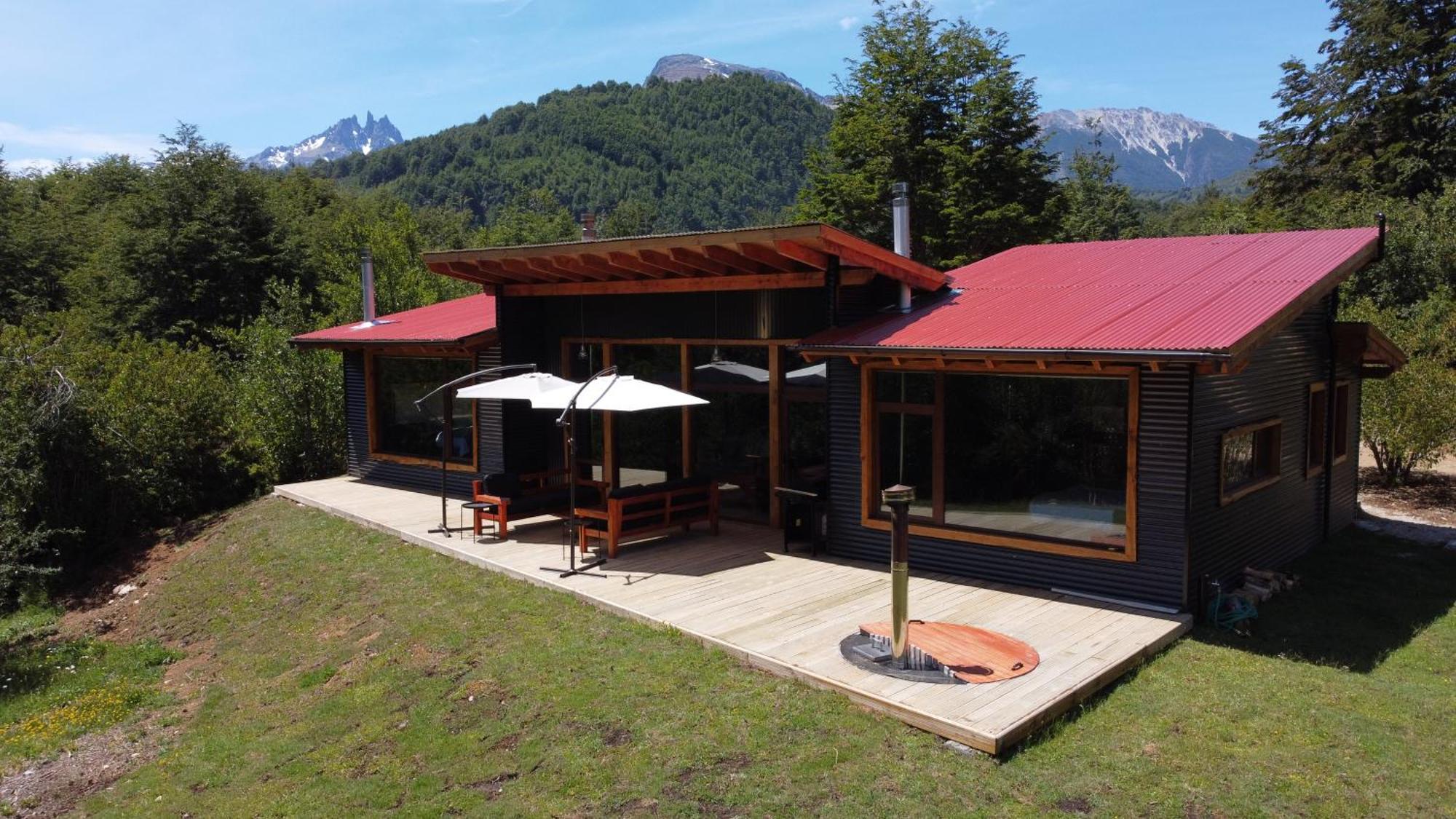 Peuma Lodge Patagonia Futaleufú エクステリア 写真