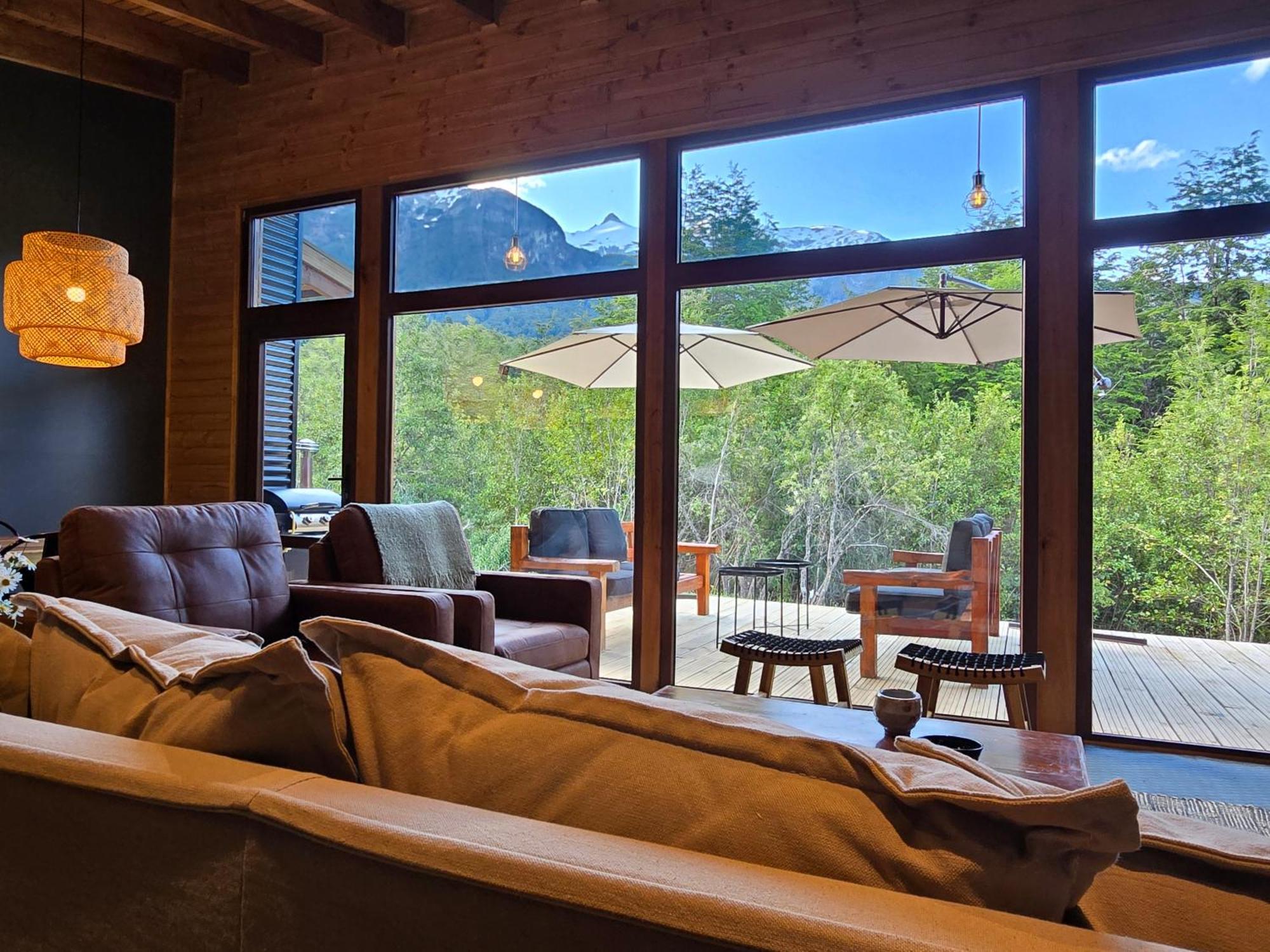 Peuma Lodge Patagonia Futaleufú エクステリア 写真